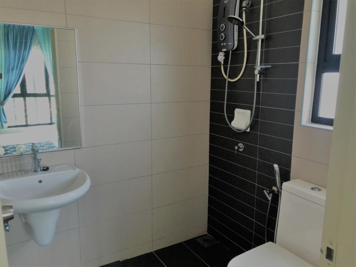 Vistamuslim Homestay Cheras Ngoại thất bức ảnh